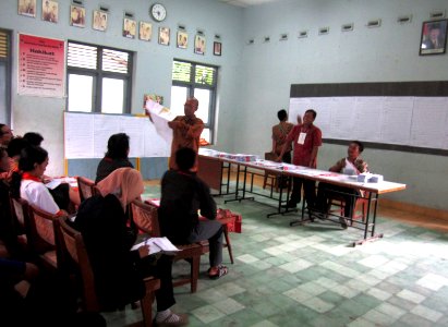 Indonesian legislative election, 2014 at TPS 08 Ketelan, Surakarta