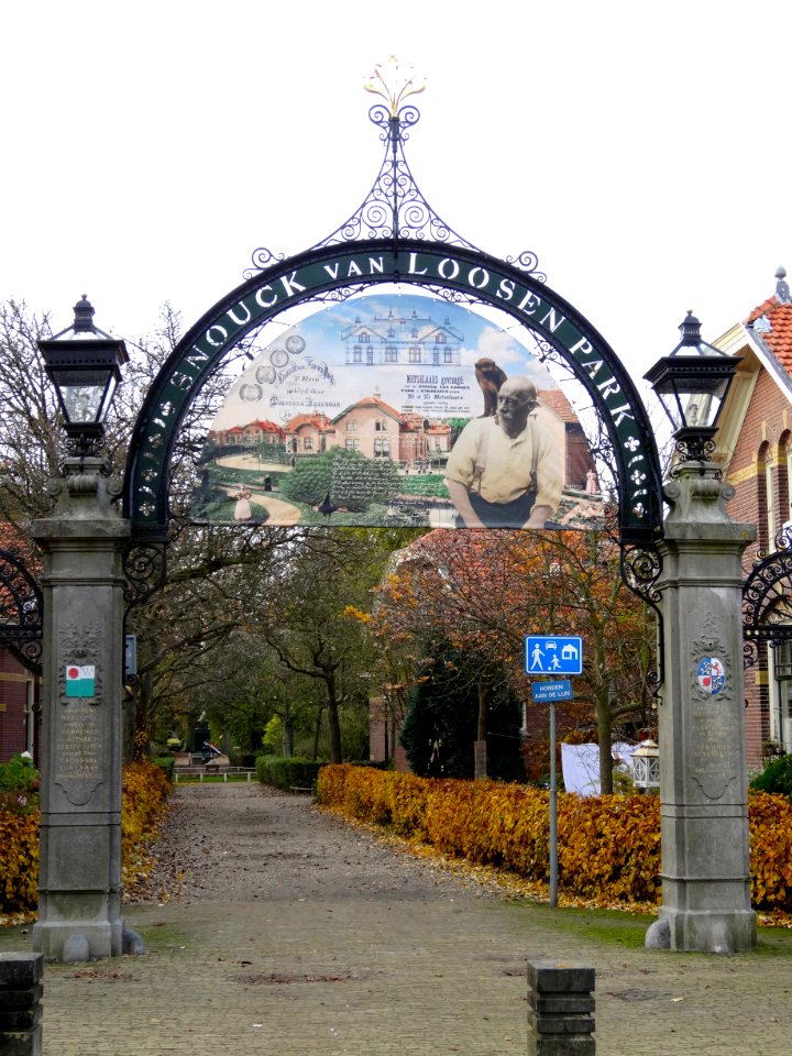 Ingang Snouck van Loosenpark Enkhuizen