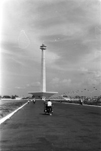 Indonesie, Djakarta, monument, Bestanddeelnr 924-8600
