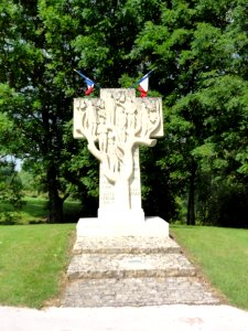 Ingrandes-sur-Vienne (Vienne) Monument des fusillés