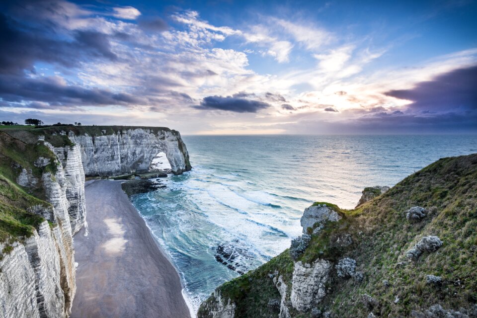 Cliff clouds water