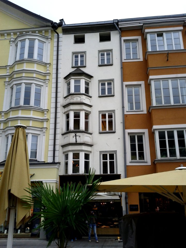 Innsbruck-MariaTheresienstr3