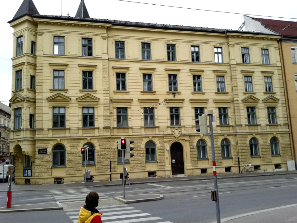 Innsbruck-Buergerstr36