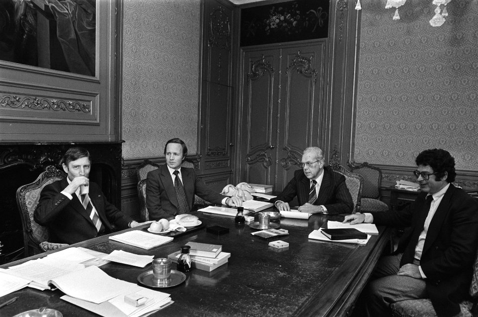 Informatiewerkzaamheden Van Agt gebruikt lunch, Bestanddeelnr 929-2834