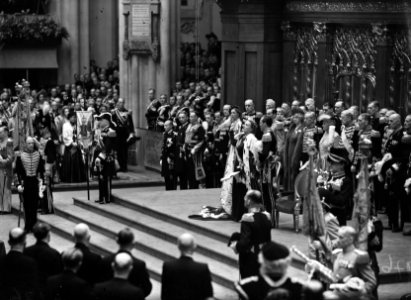 Inhuldiging koningin Juliana. Plechtigheid in de Nieuwe Kerk te Amsterdam (volgn, Bestanddeelnr 900-0261