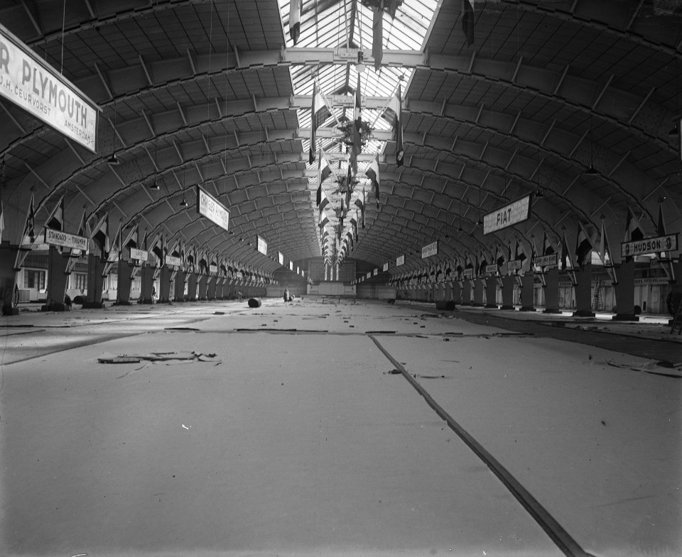 Inrichten auto tentoonstelling in de RAI, Bestanddeelnr 902-6910
