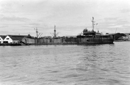 Indonesië, Java, Tandjong Priok, Bestanddeelnr 1560-3-1