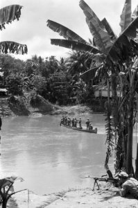 Indonesië, Borneo, Bestanddeelnr 1552-4-1