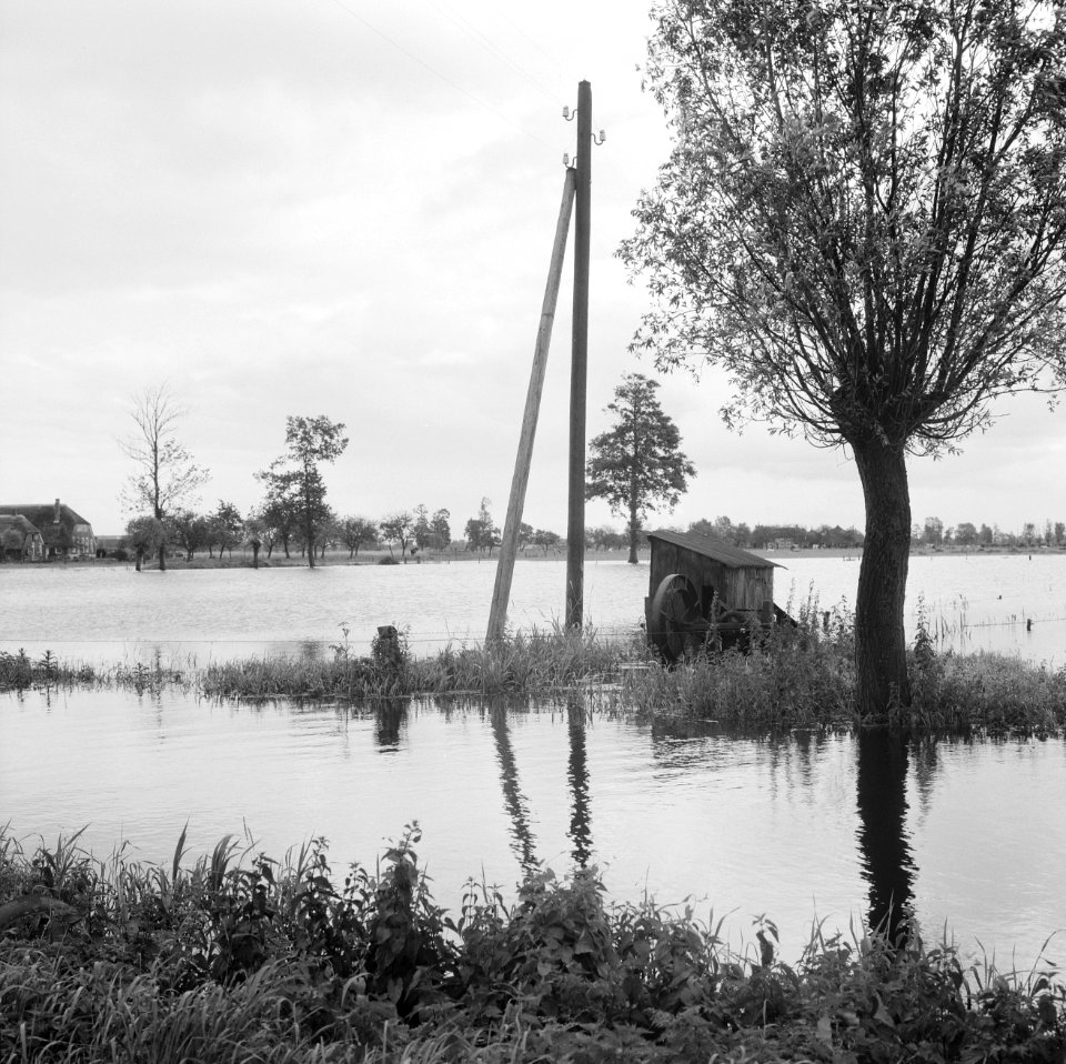 Inpoldering en bemaling, waterschappen, ondergelopen land, Nieuwe Wetering, Bestanddeelnr 159-1063