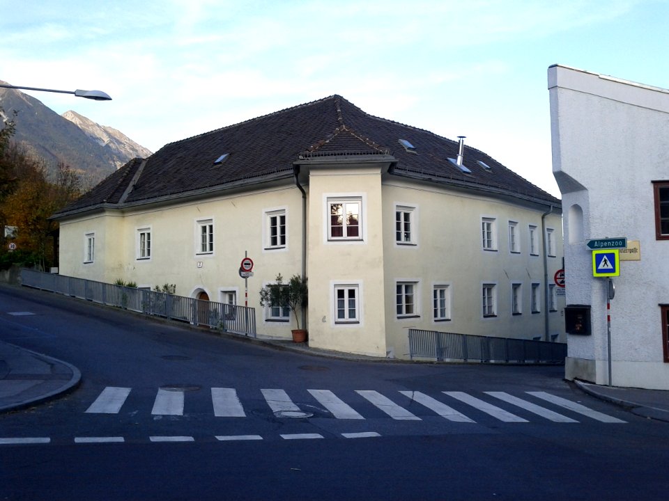 Innsbruck-Weiherburggasse2