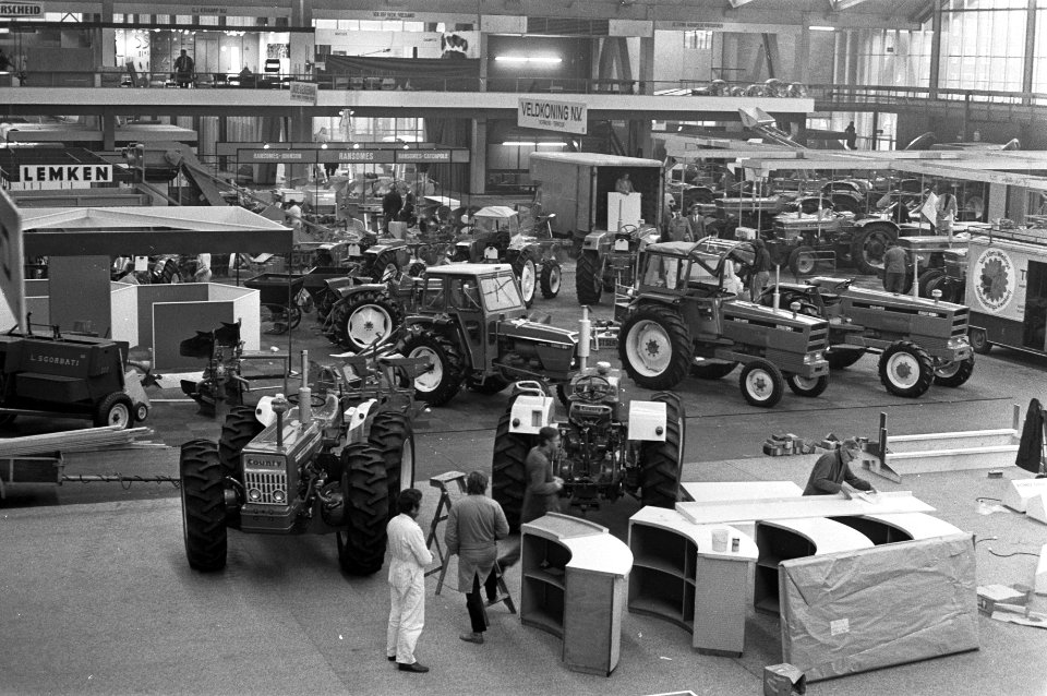 Inrichten Land en Tuinbouwtentoonstelling 72 in RAI te Amsterdam, overzicht, Bestanddeelnr 925-3112