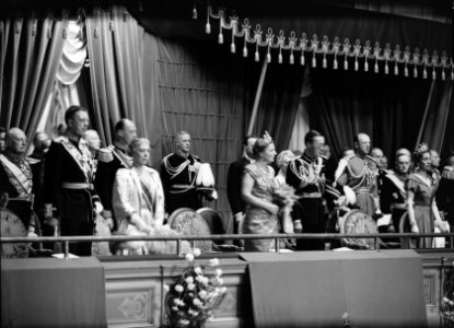Inhuldiging koningin Juliana. Officieel slot van de feestweek. Gala-concert in h, Bestanddeelnr 900-0243