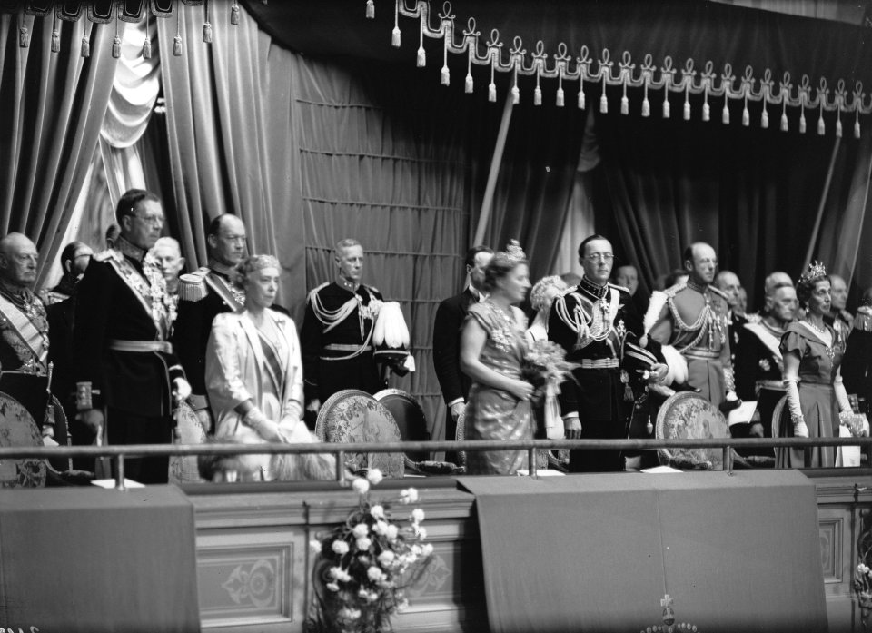 Inhuldiging koningin Juliana. Officieel slot van de feestweek. Gala-concert in h, Bestanddeelnr 900-0270