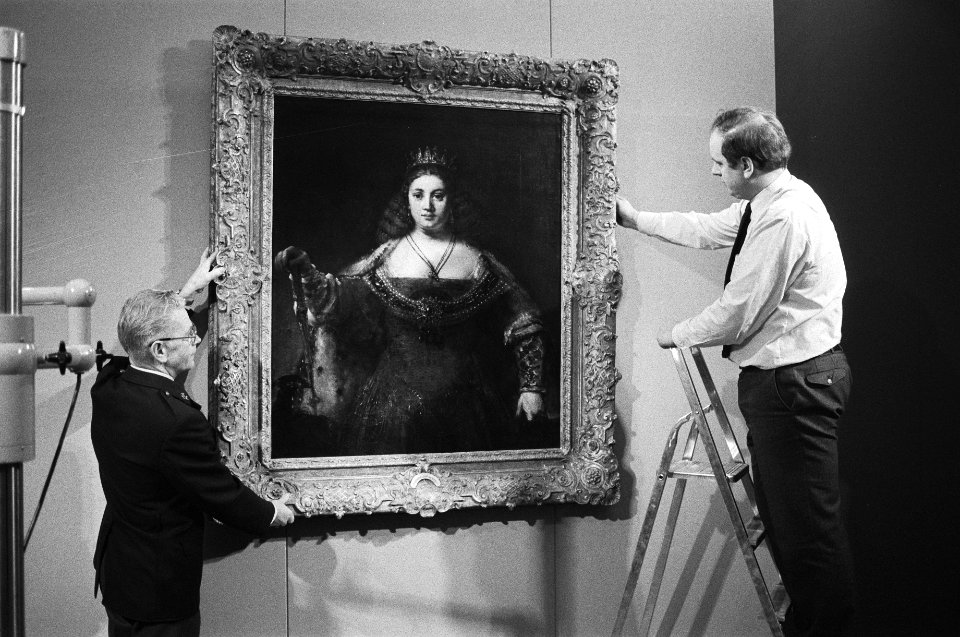 Inrichting tentoonstelling Terugzien in bewondering in Het Mauritshuis van 1, Bestanddeelnr 931-9657