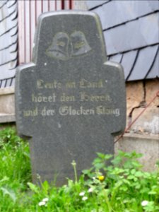 Inschrift in Garsitz