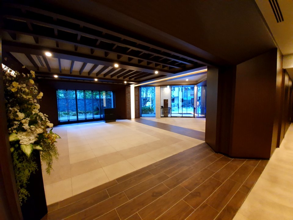 Inside City Tower Ebisu 2