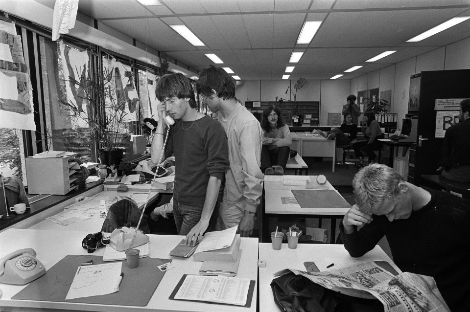 Inschrijvingsbureau van de Universiteit van Amsterdam in de Jodenbreestraat beze, Bestanddeelnr 931-6394