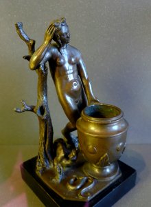 Inkpot with pensive woman, by Georg Vischer, Nurnberg, 1547, bronze - Bode-Museum - DSC03008