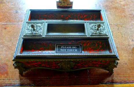 Inkstand, origin unknown, brass, glass, tortoiseshell - Saloon - Shugborough Hall - Staffordshire, England - DSC00386