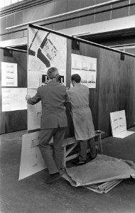 Inrichten tentoonstelling Stadhuisprijsvraag, Bestanddeelnr 922-2143