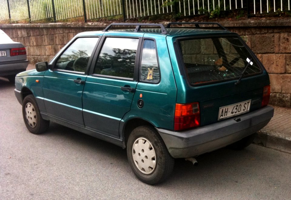 Innocenti Mille 5-door rear