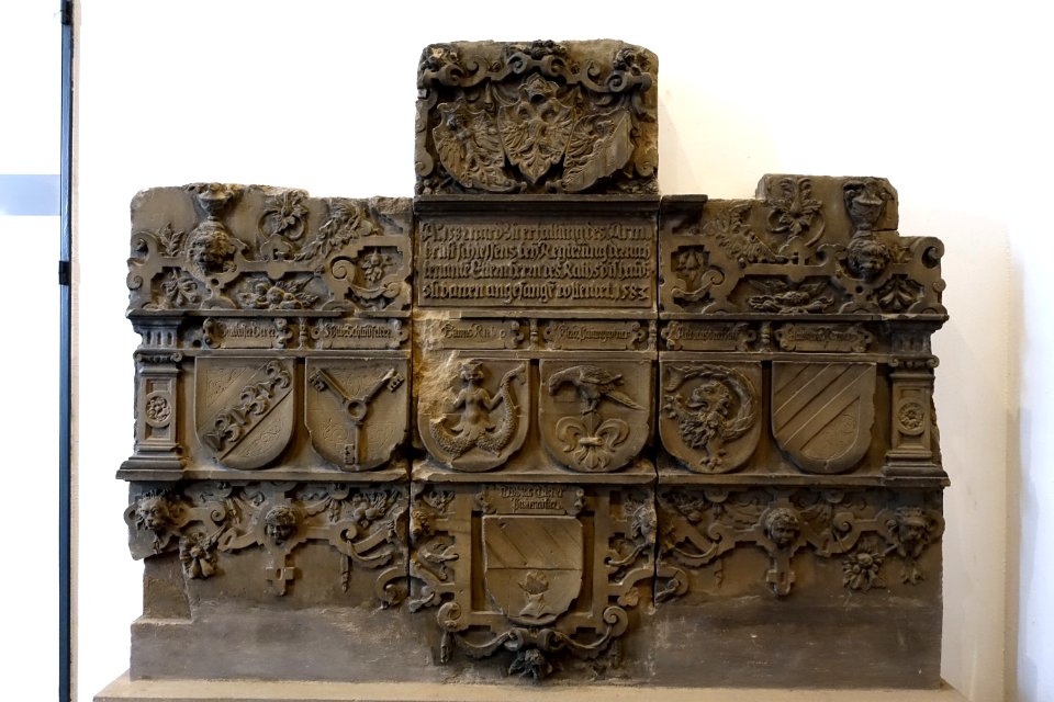 Inscription from the Gentlemen's Shooting Society Clubhouse with coats of arms of the Seven Elders, Hans Dietmair, Nuremberg, 1582-1583, sandstone- Germanisches Nationalmuseum - Nuremberg, Germany - DSC02793