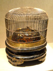 Insect-Cage Incense Burner, late 19th to early 20th century, by Tetsunao, Japan, bronze, gold, silve, and shakudo (copper-gold alloy) - Art Institute of Chicago - DSC00239