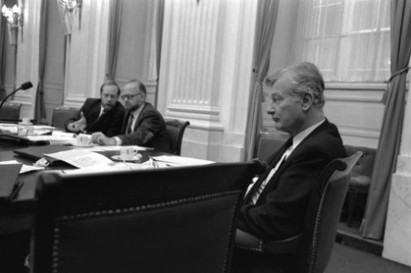 Initiatiefwetsvoorstel in de Tweede Kamer voor een gemeentelijke arbeidspool voo, Bestanddeelnr 934-3985