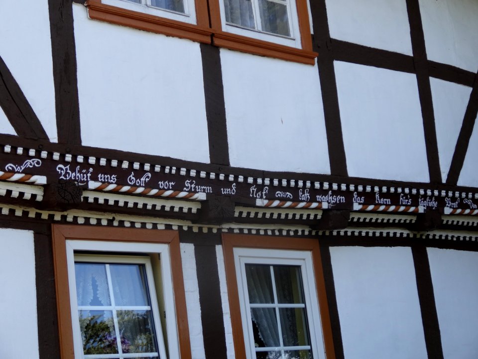 Inscription bulding Niedergebra 4 (2)