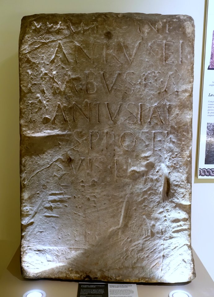 Inscription evoking the pagus Condrustis, found in Hoeilaart, Brabant, sandstone - Cinquantenaire Museum - Brussels, Belgium - DSC08720