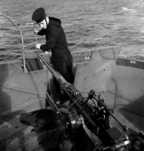 In Britse havens wordt het onderhoud door de Britse marine gedaan, Bestanddeelnr 935-3244