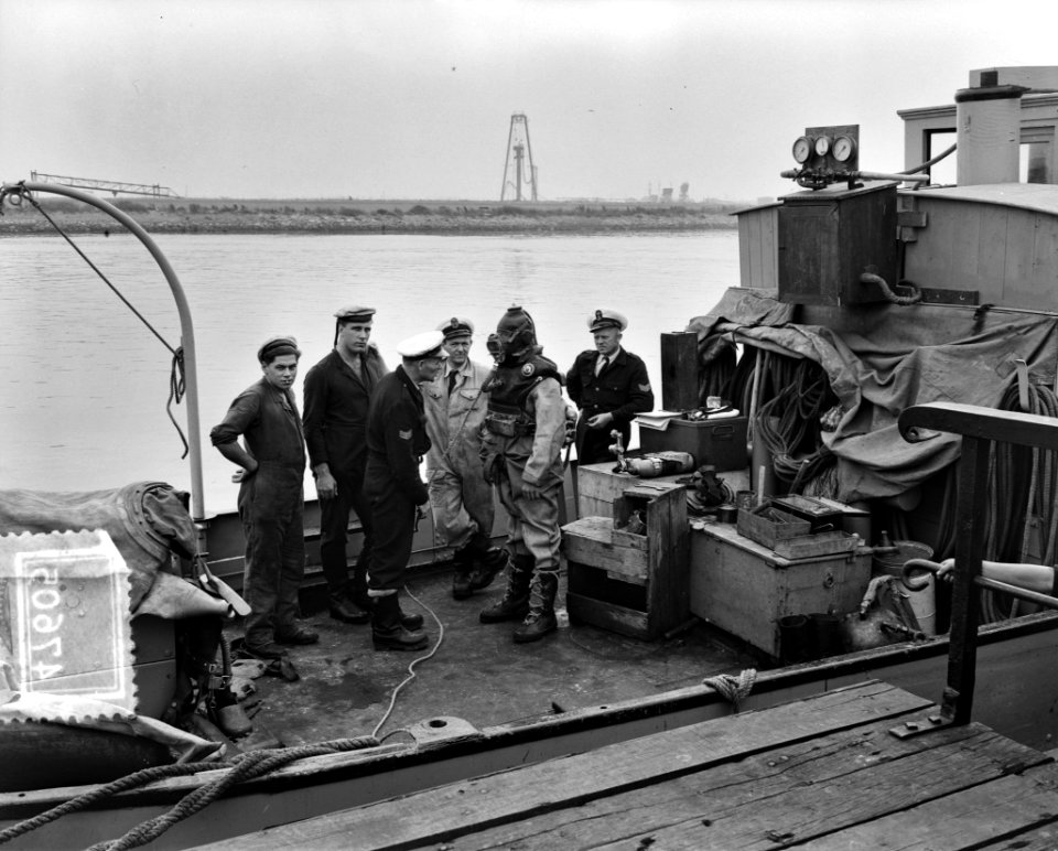 In Den Helder wordt geoefend door Belgisch marinepersoneel voor opleiding tot du, Bestanddeelnr 904-7605
