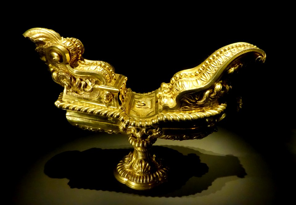 Incense boat, 1720-1750 - Museu Nacional de Machado de Castro - Coimbra, Portugal - DSC00124