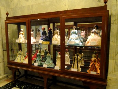 Inaugural dresses display - Kentucky State Capitol - DSC09219