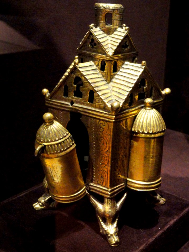 Incense Burner and Stand for an Altar Cross, 1150-1175 AD, German, Lower Saxony, perhaps Hildesheim, bronze - Cleveland Museum of Art - DSC08641