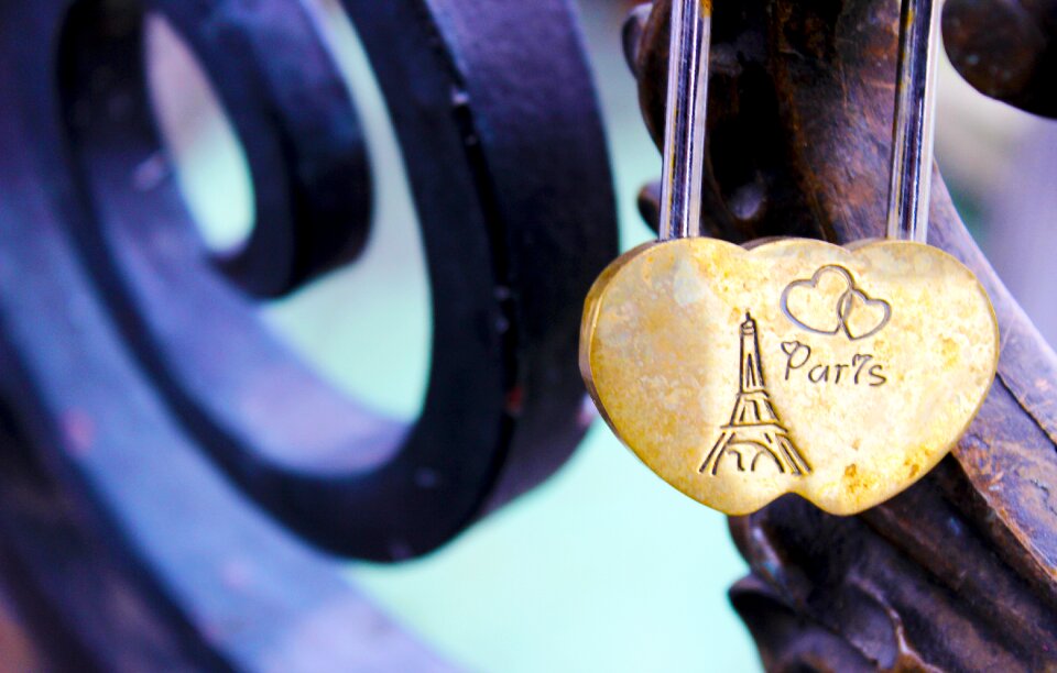 Bridge france romance