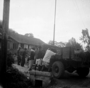 In de vroege ochtend van de 30e december 1948 werd door de Nederlandse troepen o, Bestanddeelnr 15095