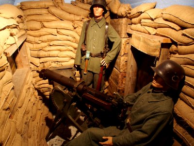 In the trenches, Musée Somme 1916, pic-050