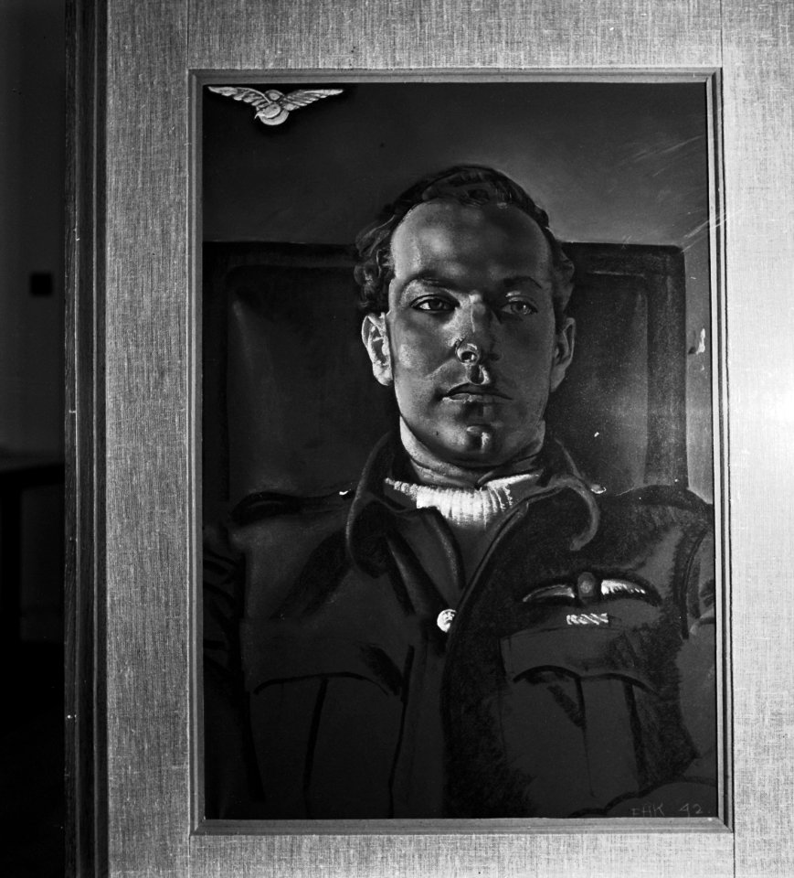 In opdracht van de RAF door Eric Kemmington gemaakt schilderij van 1e luitenant , Bestanddeelnr 935-0915