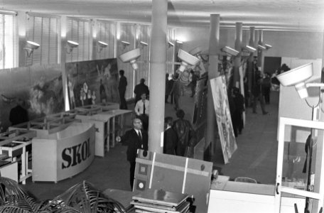 In nieuwe vleugel Stedelijk Museum Amsterdam wordt een zaal ingericht voor het B, Bestanddeelnr 922-1504