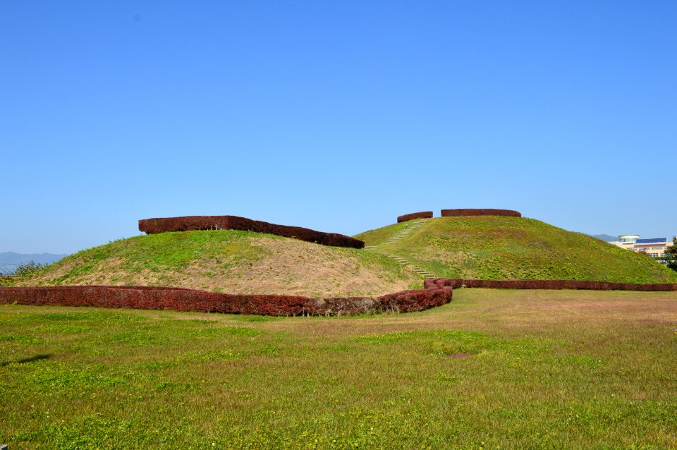 Inari-mori Kofun zenkei-1