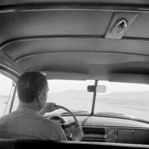 In de woestijn op de weg van Malula naar Damascus, Bestanddeelnr 255-6061