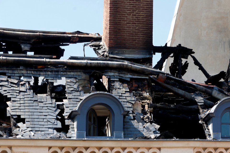 Incendie hôtel Lambert Paris 2