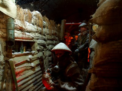 In the trenches, Musée Somme 1916, pic-122