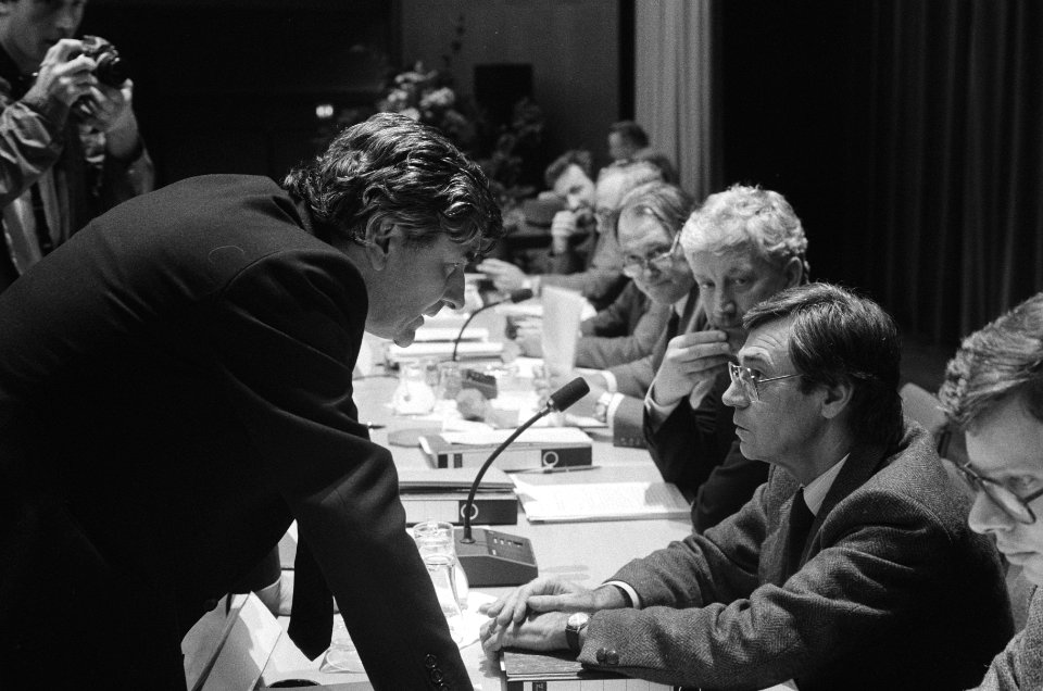 In Amsterdam begon vandaag het congres van de FNV premier Lubbers (l) en F. Dra, Bestanddeelnr 933-1018