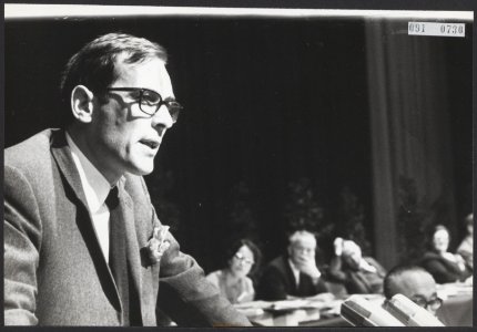 In de Amsterdamse RAI wordt het jaarlijks congres van de Partij van de Arbeid ge, Bestanddeelnr 091-0730