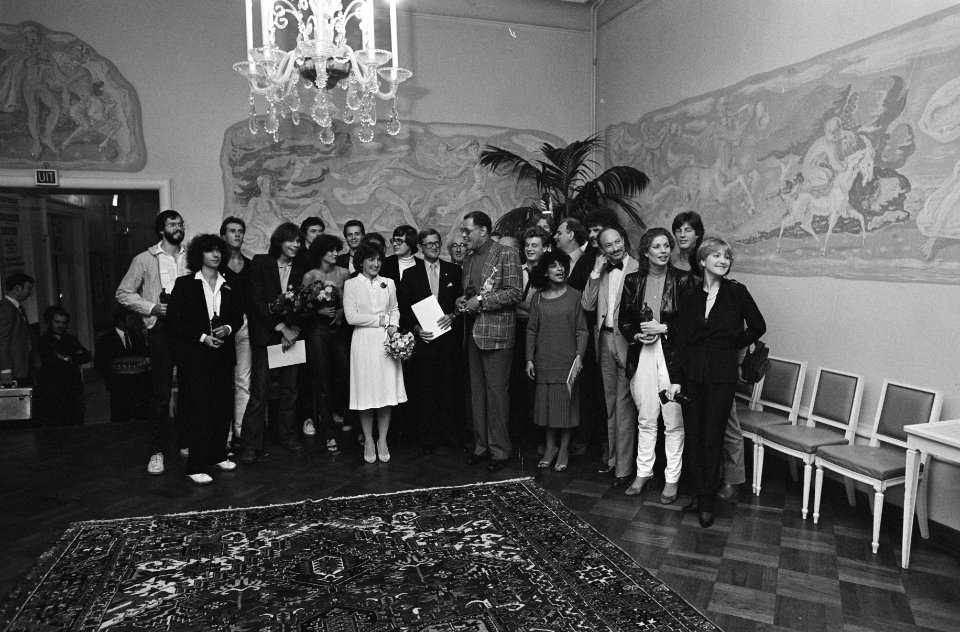 In concertgebouw in Amsterdam zijn vanmorgen i.a.v. Margriet de Edisons uitgerei, Bestanddeelnr 931-1172