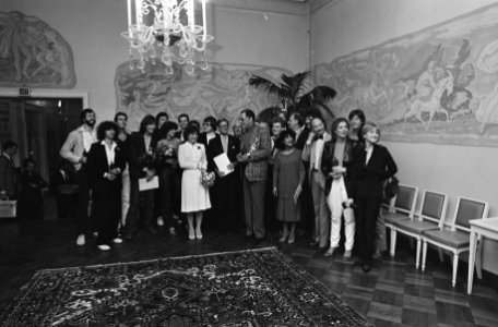 In concertgebouw in Amsterdam zijn vanmorgen i.a.v. Margriet de Edisons uitgerei, Bestanddeelnr 931-1172