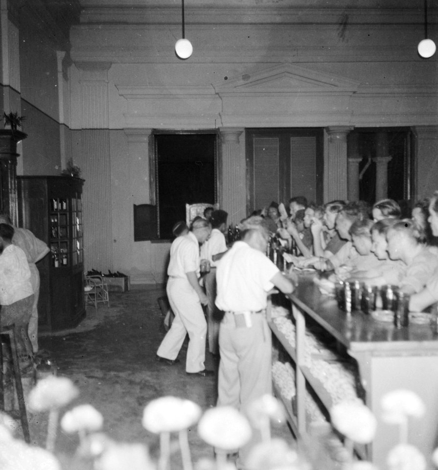 In Batavia werd op 30 augustus de Koningin Wilhelmina Club op feestelijke wijze , Bestanddeelnr 11949