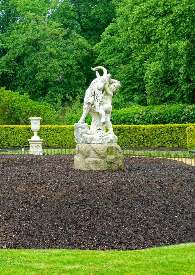 Infant Bacchus playing with a ram, by Vittorio Barbieri, early 1700s - Waddesdon Manor - Buckinghamshire, England - DSC07539